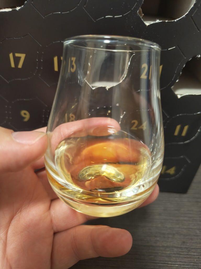 Samai Kampot Pepper Rum barva rumu