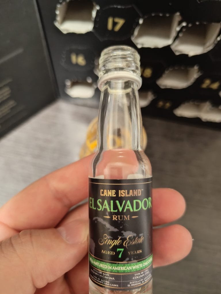 El Salvador BNS 7 YO recenze